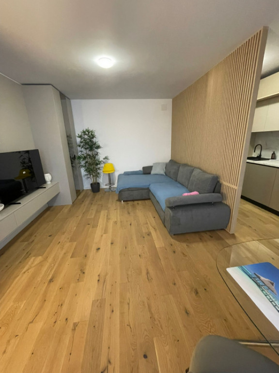 Apartament de Lux cu Terasă Spațioasă - Crângași, 2 min
