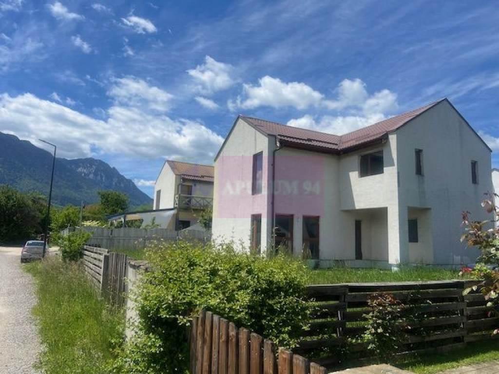 Vila la rosu Zarnesti- Mitropolit Metianu cu vedere super...