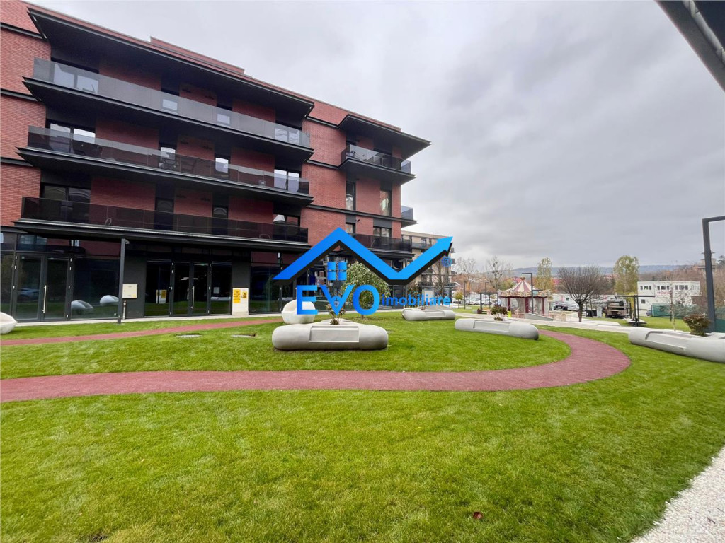 Apartament o camera, de inchiriat, decomandat, loc de parcar