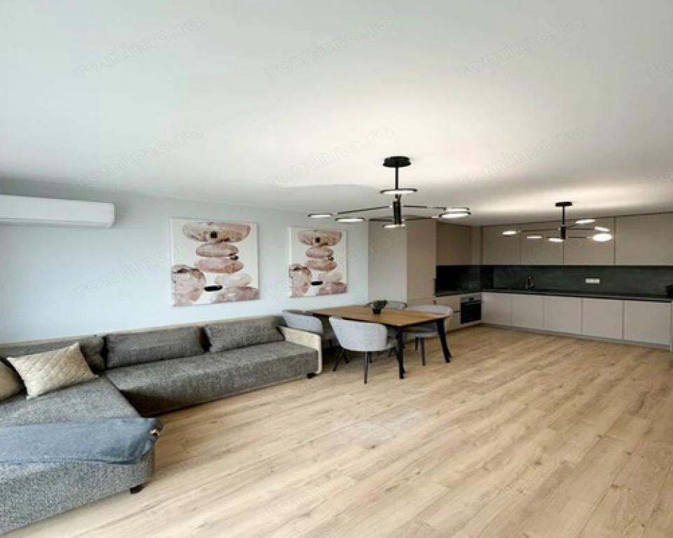 1 camera in zona Bucovina