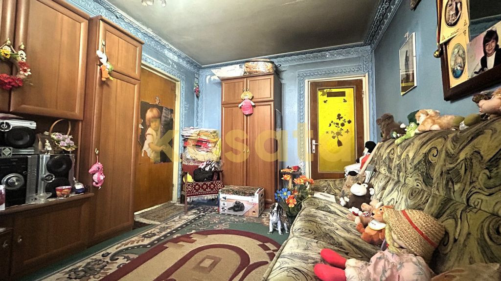 4 camere I 90 mp I bloc 1981 I etaj 7 I orientare S-V