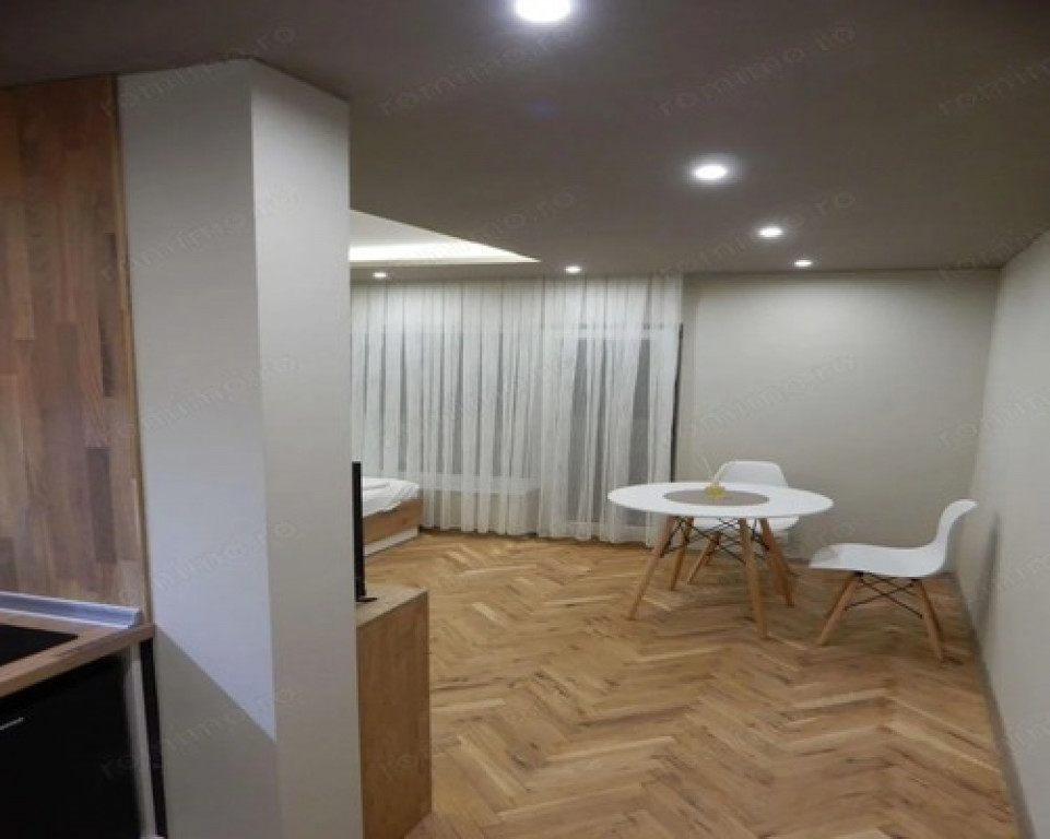 1 camera in zona Sagului