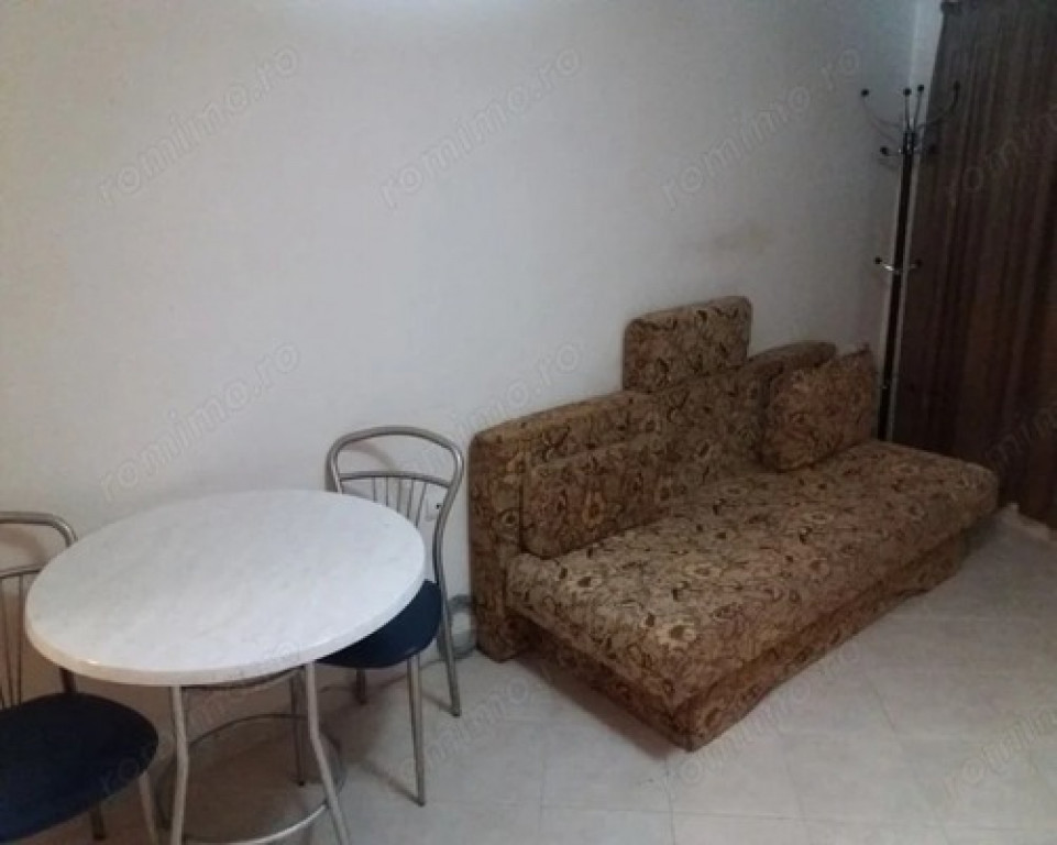 1 camera in zona Spitalului Judetean
