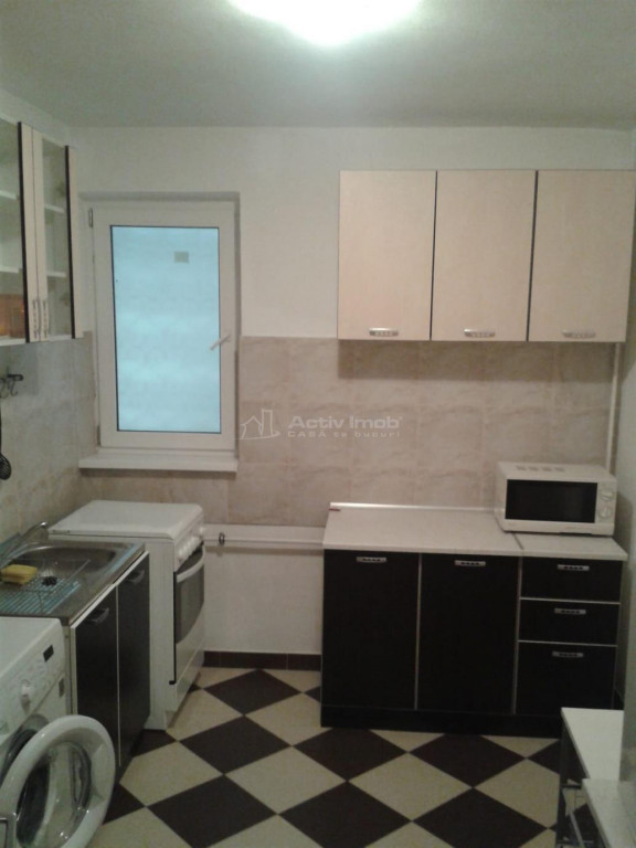 2 came tineretului 5 min metrou, parter cu balcon, locuinta