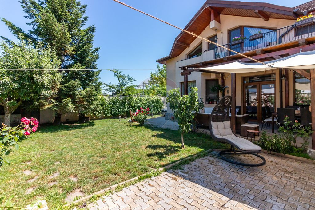 Casă / Vilă de vanzare in Corbeanca, str. Laguna albast...