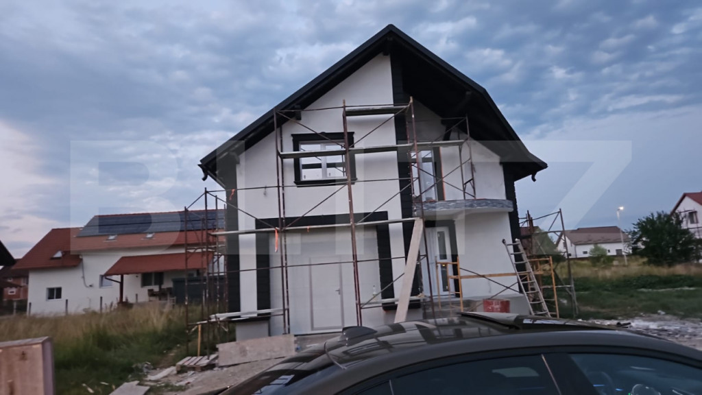 Casa zona rezidentiala, 200 mp, zona Beclean