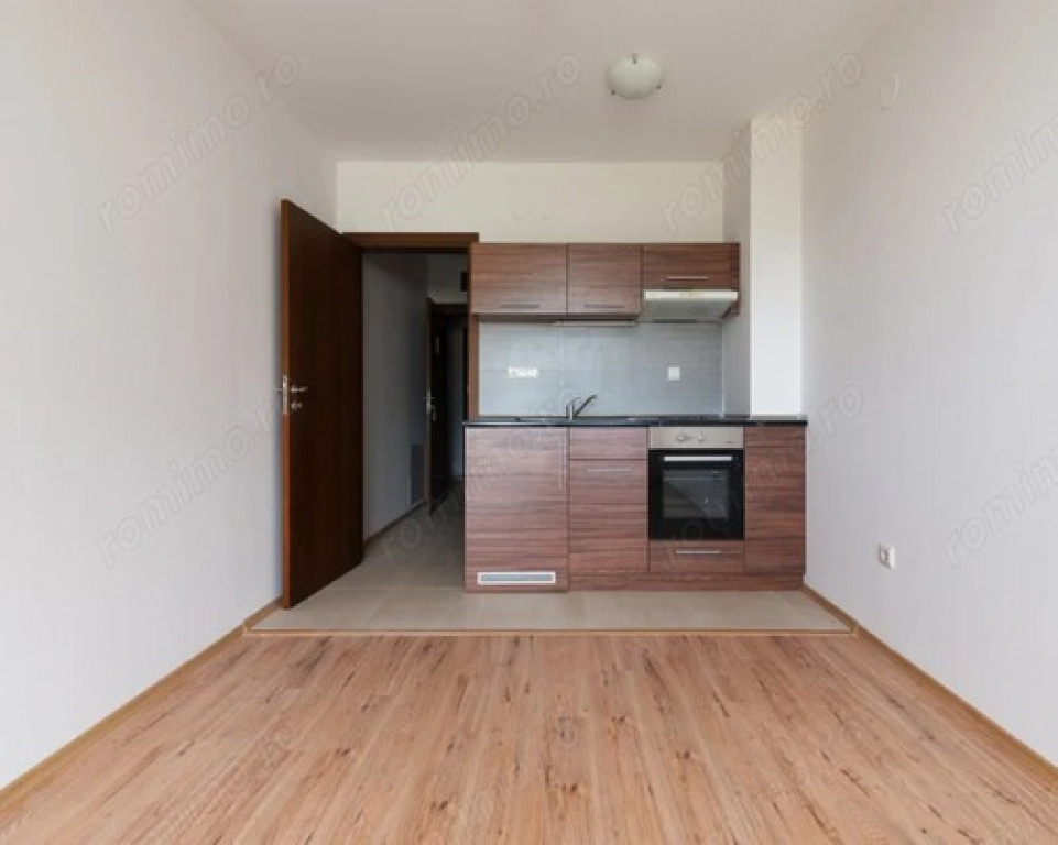 1 camera in zona Aradului