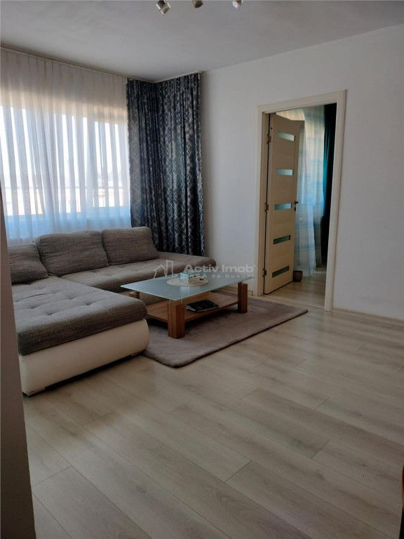 Apartament cu doua Camere, Centru – Ideal pentru Locuit...