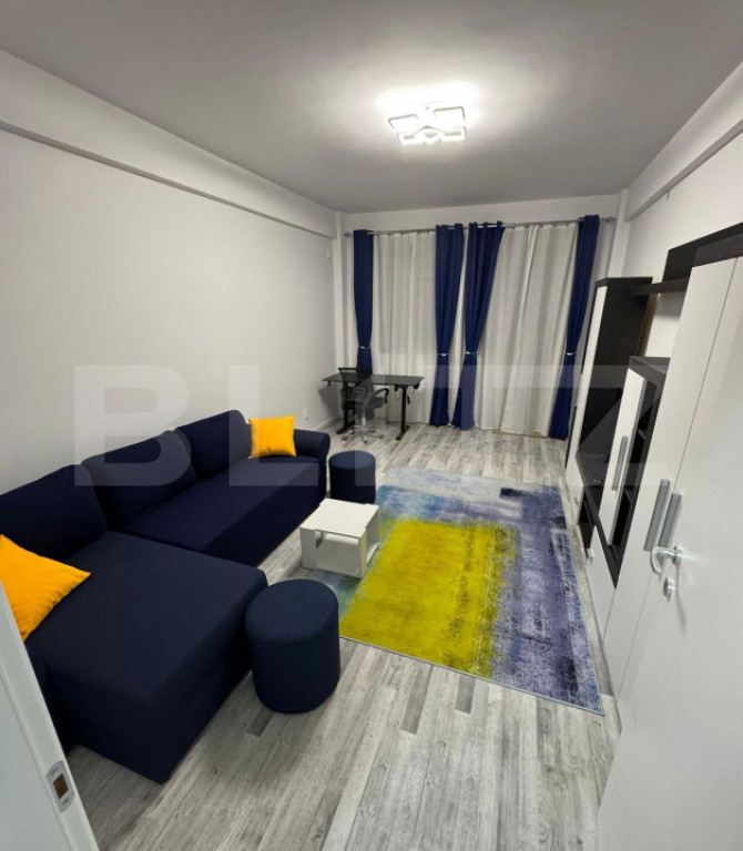 Apartament de inchiriat, cu 3 camere, 67 mp, zona Happy Resi