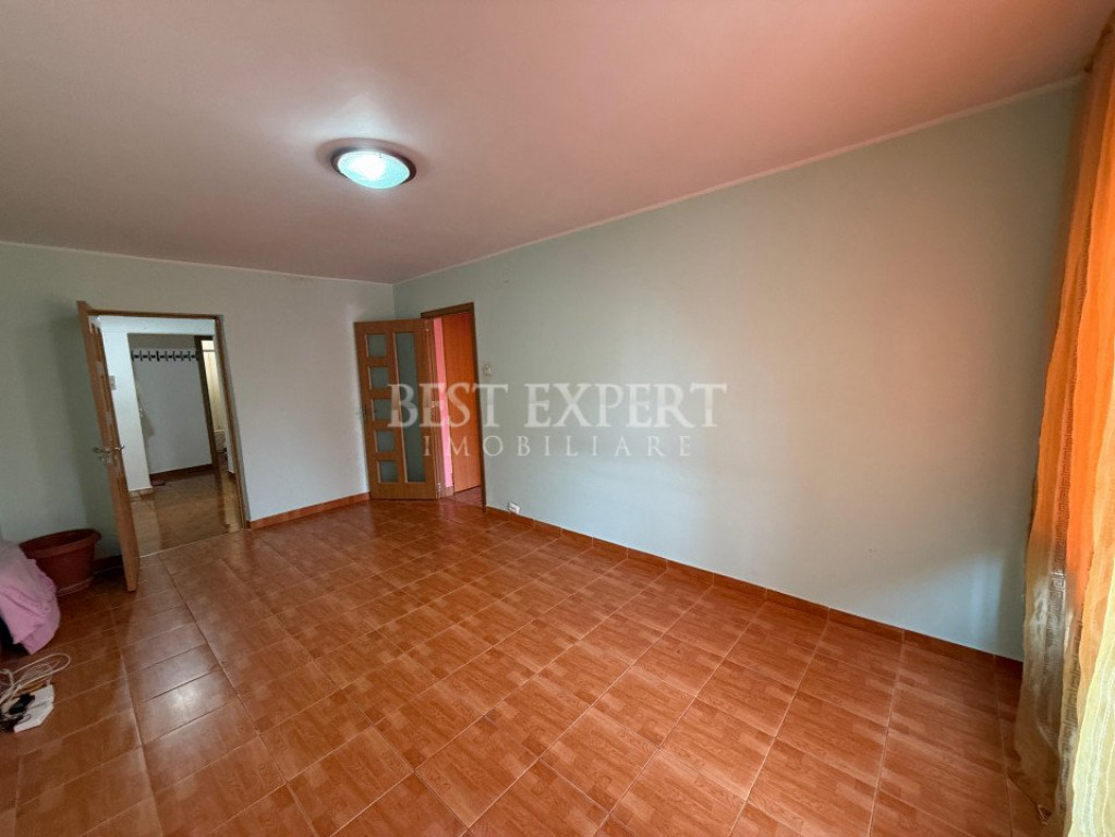 3 camere Ideal Familie-Acces rapid STB-Zona Linistita
