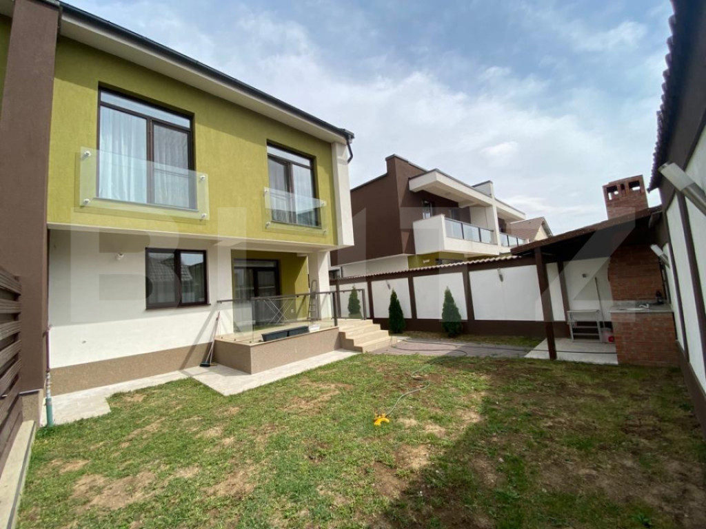 Casa modernă, 200 mp utili, 4 camere, zona Ford