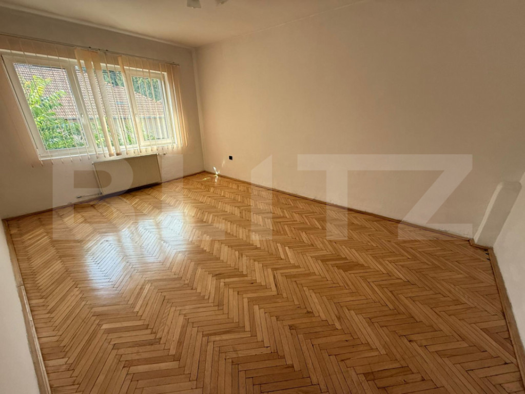 Oferta! Cladire birouri, 350 mp, 3 parcari, zona B-dul Titul