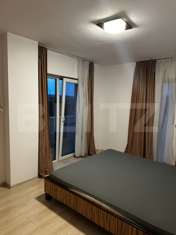 Apartament 3 camere, terasa mare, mobilat utilat, parcare su