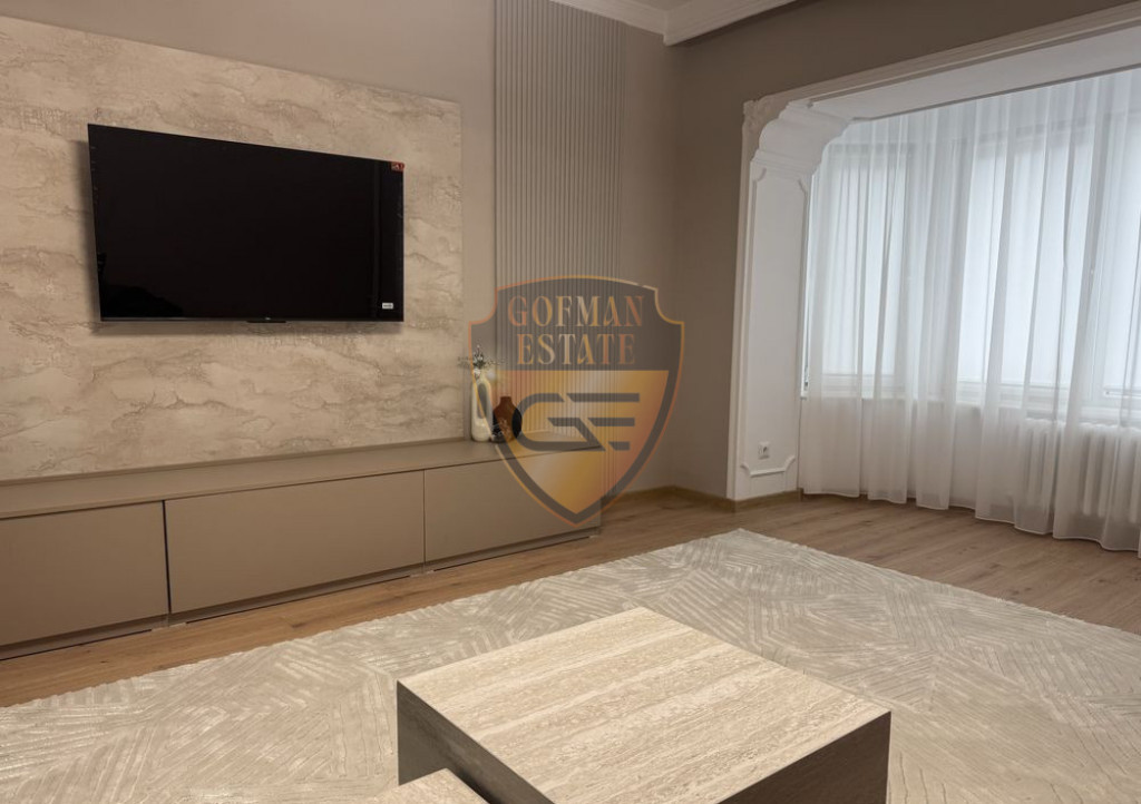 3 camere, decomandat, renovat, Parcare, zona Stadion