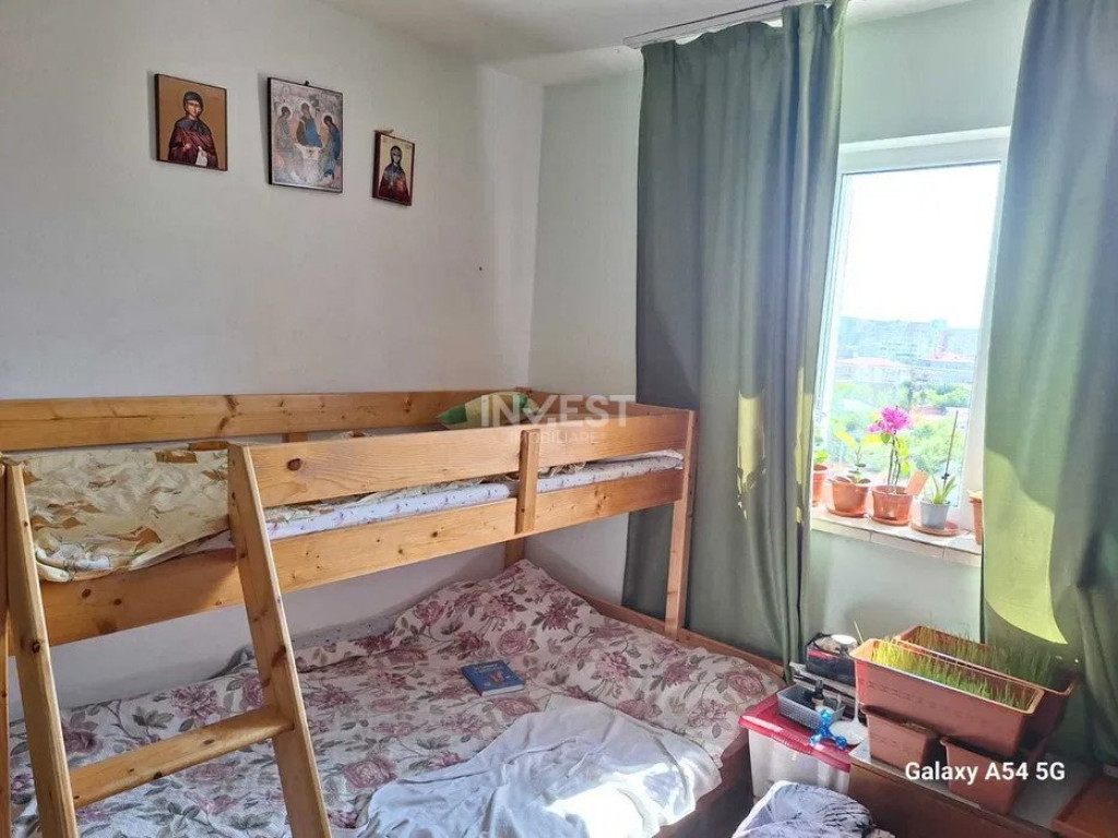 Alexandru- Apartament cu 3 camere decomandat