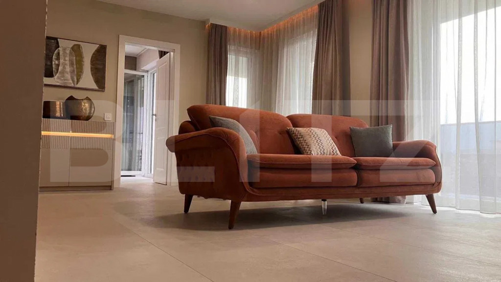 Apartament 2 camere, lux, parcare, zona Elite City
