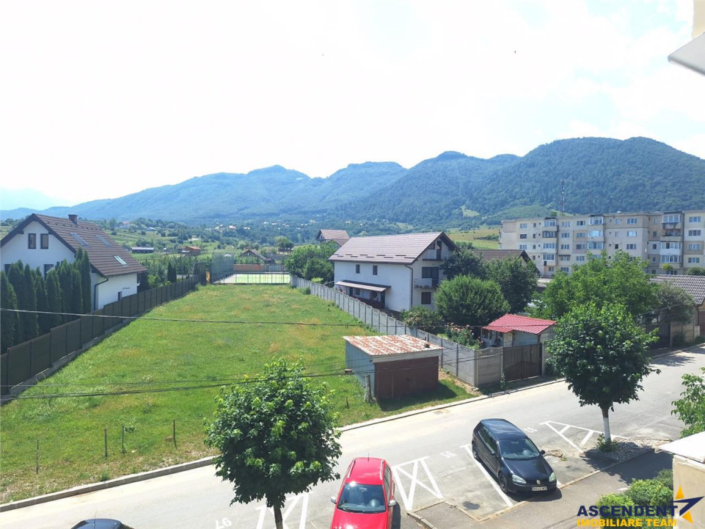 Apartament cu doua camere, decomandat, Zarnesti, Brasov