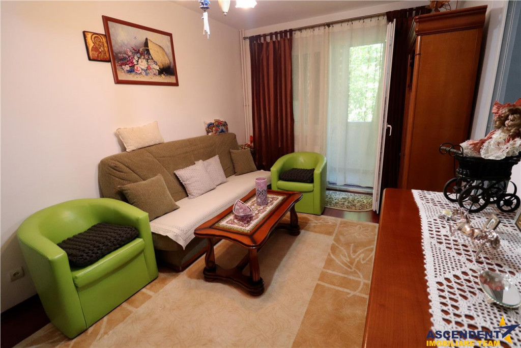 FILMTur 3D! Apartament 2 camere, ergonomic, renovat, Dambu P