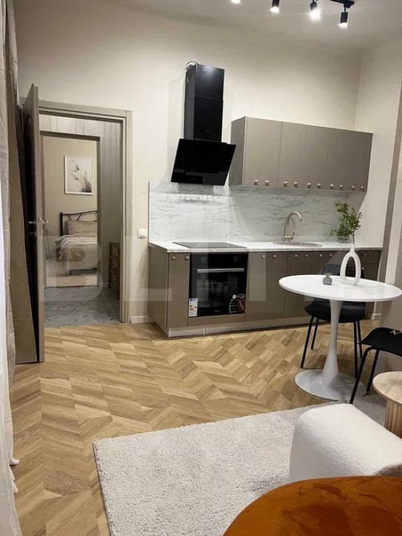 Apartament 2 camere 35 MP zona CENTRU