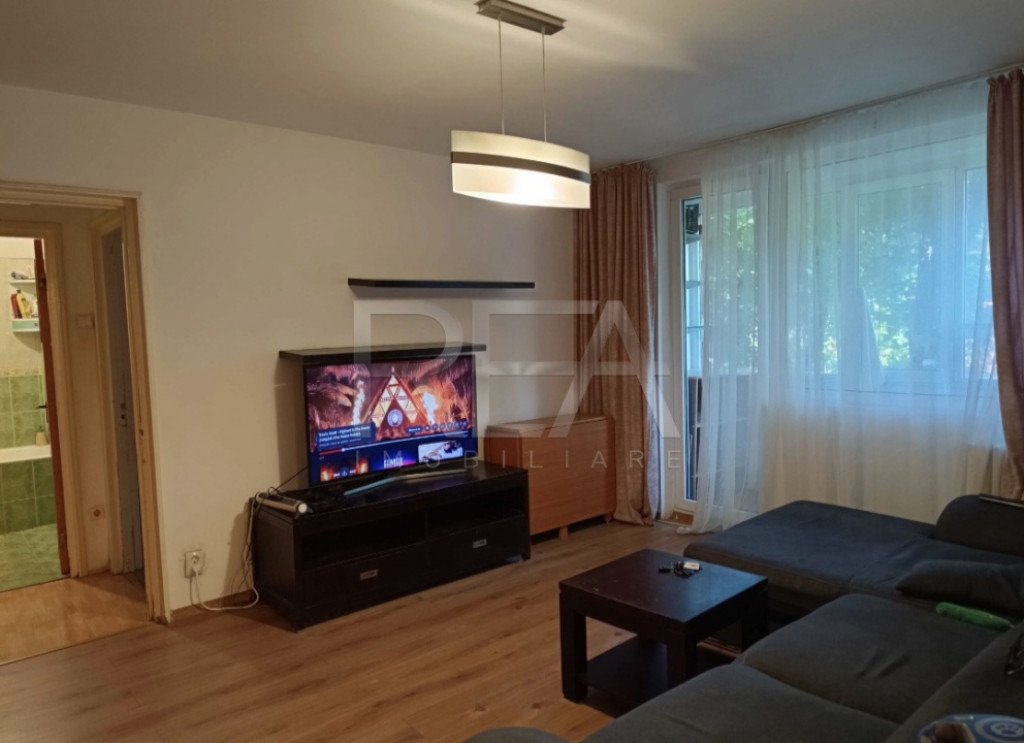 3 camere 1/10, Drumul Taberei-Str Valea lui Mihai.