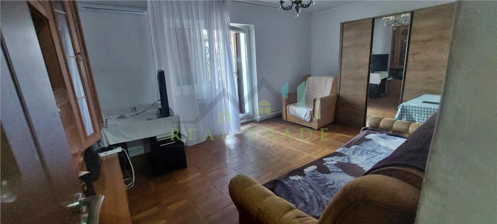 Apartament 3 camere decomandat, 2 bai zona Craiter