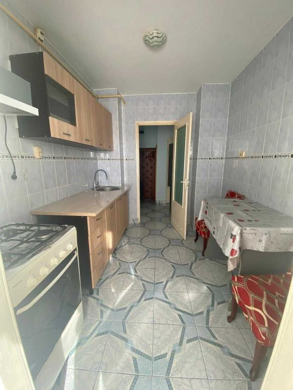 Apartament cu 2 camere, mobilat si utilat - zona Micro 20