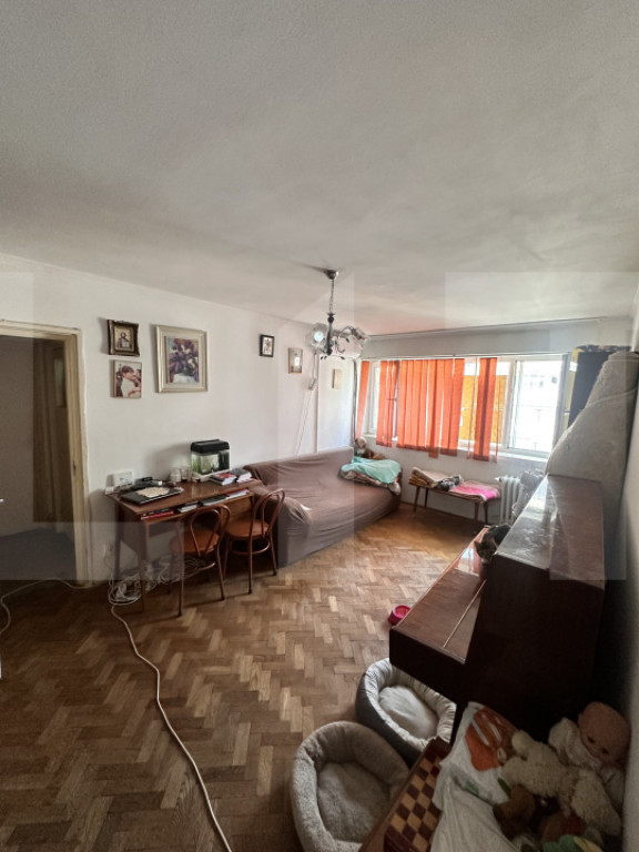 Apartament de vanzare, cu 3 camere, 63 mp, zona Iancului