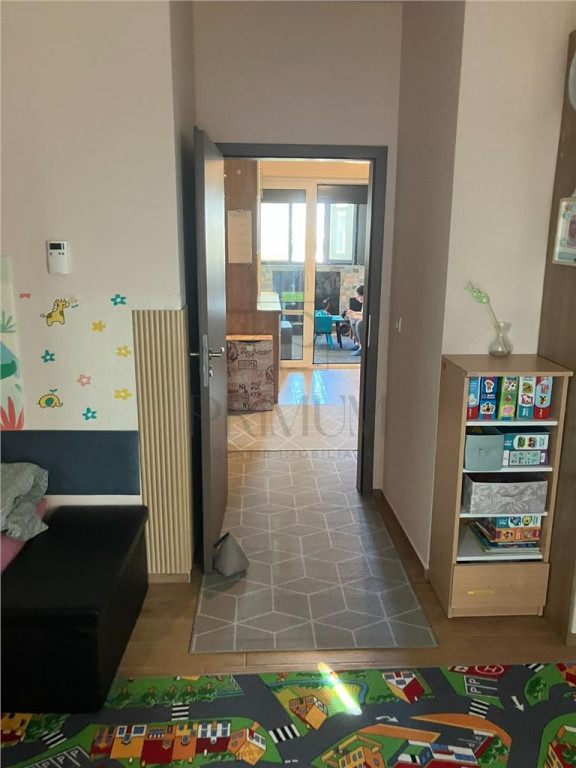 BUZIASULUI - PENTHOUSE LIFT - 3 cam - 2 bai - 2 terase - inc