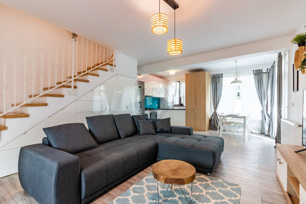 Duplex 3 camere de vânzare în Tunari – mobilat, utila...