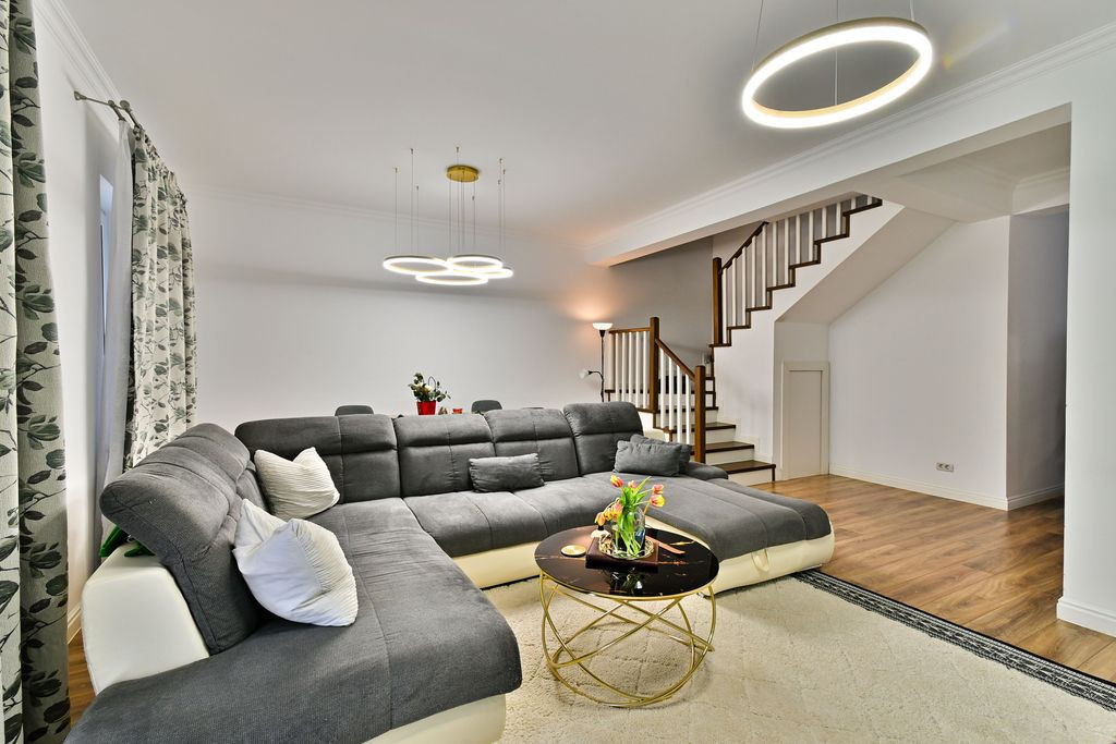 Duplex deosebit mobilat si utilat de vanzare in Dumbravit...