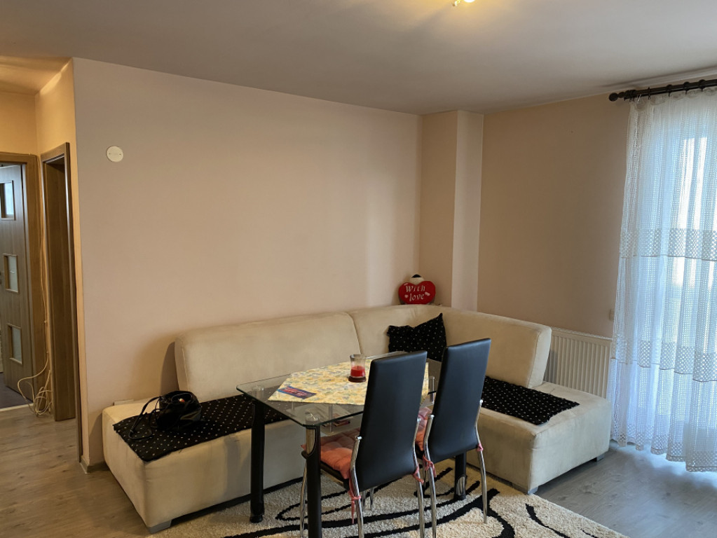 Ap nou 3 camere doamna stanca cu balcon si parcare