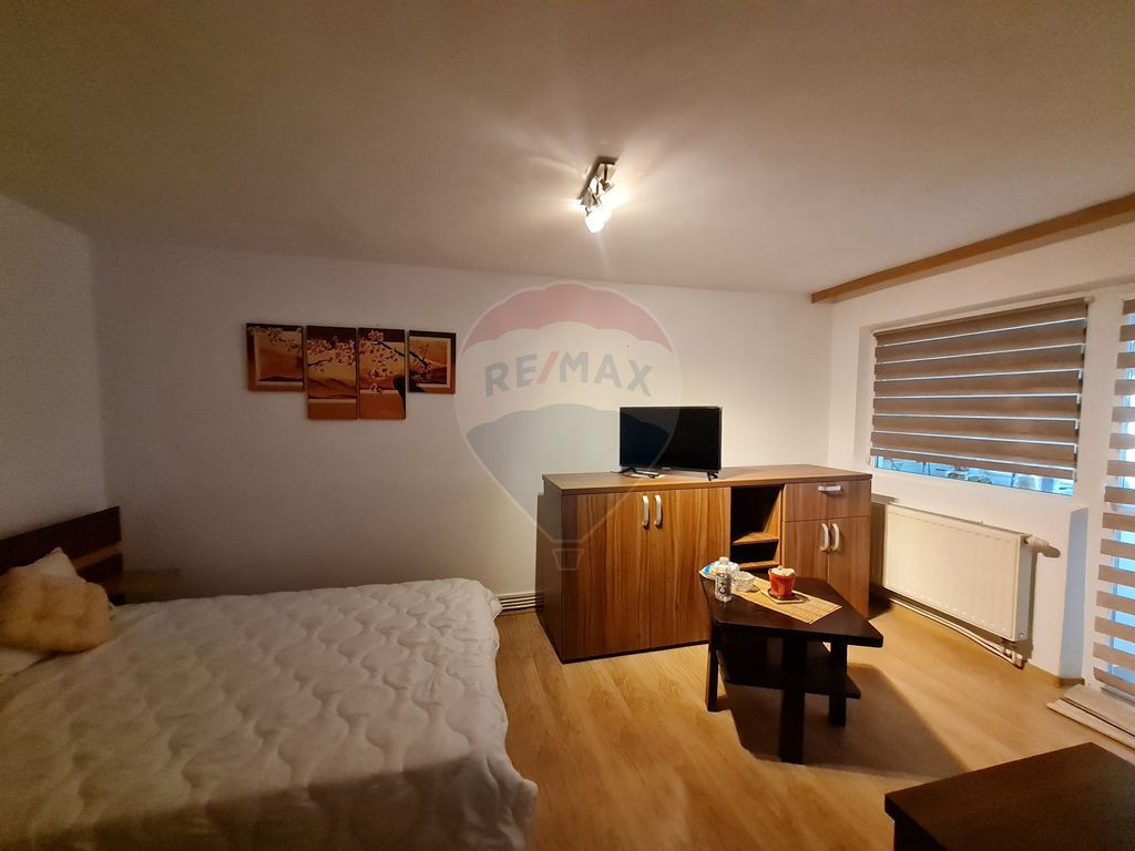 Apartament cu o camera de închiriat în zona Brailei