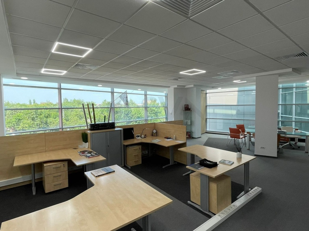 Cladire birouri Aviatiei