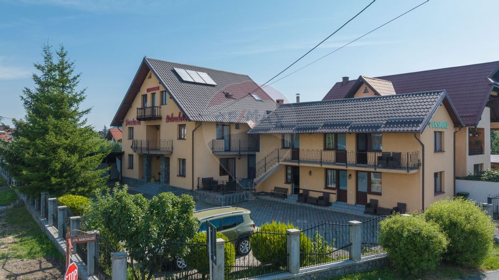 Casă / Vilă de vânzare în Râșnov, afacere-Pensiune ...