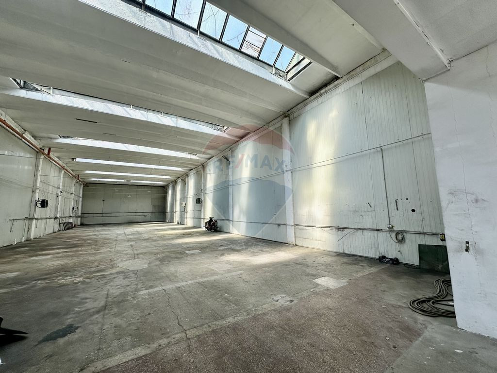 Spațiu industrial 558mp Insta Electric sud