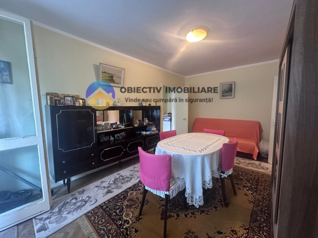 Apartament 2 camere - zona centrala Piatra Neamt ,etaj 2 ,s