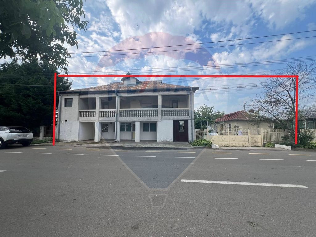 Casă -magazin Golesti