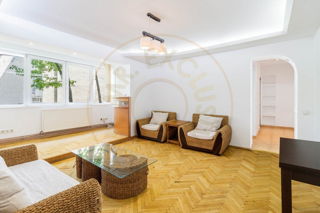 Apartament 3 camere, etaj 1, Strada Băiculești