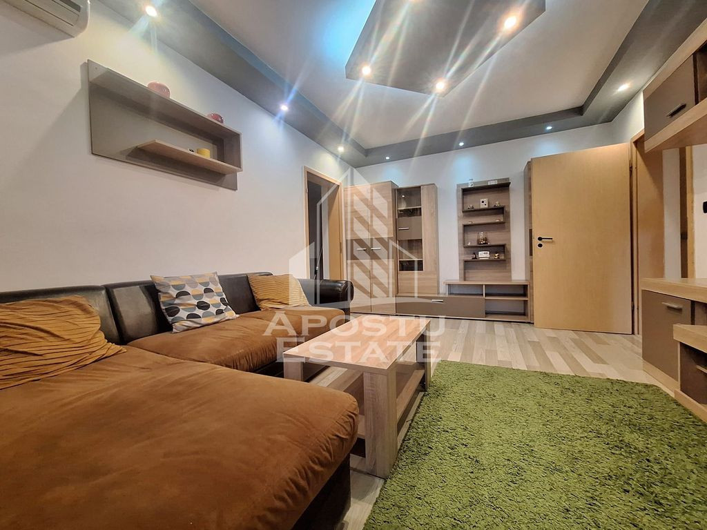 Apartament cu 3 camere, 94 mp construiti, Uta