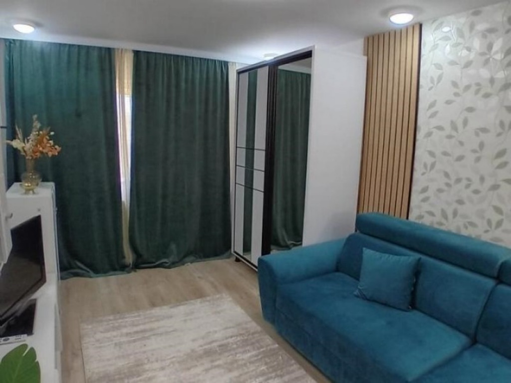 Metrou Lujerului, gars, et. 1/4, mobilata/utilata, loc de parcare