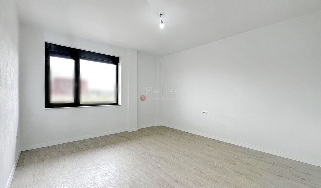 Zona Linistita Structura Generoasa