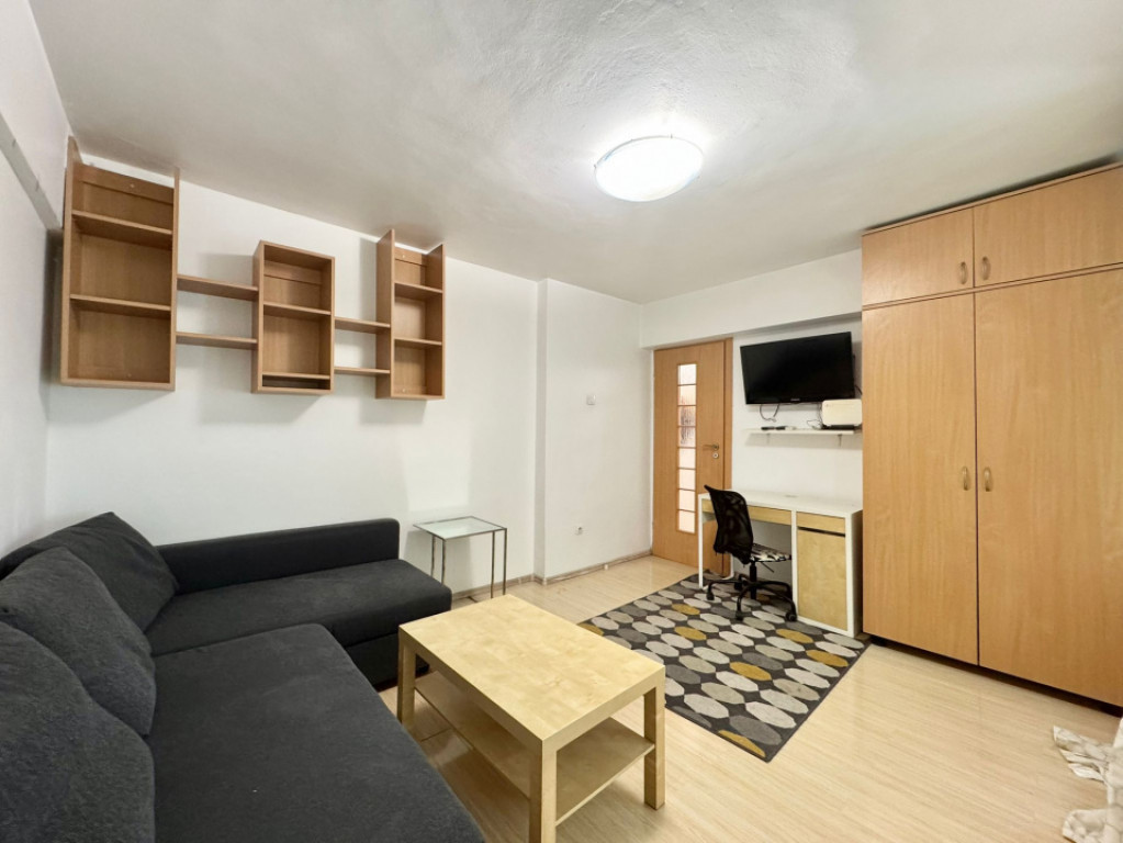 Garsoniera de inchiriat Ultracental, Universitate, KM 0,