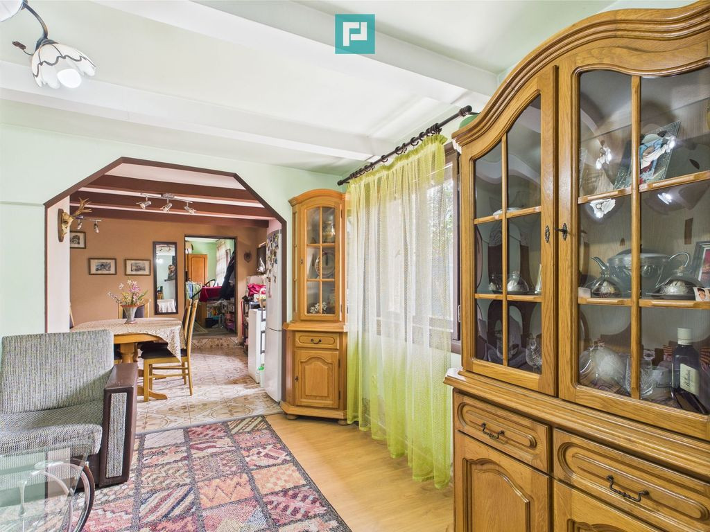 Casă individuală pe parter zona Fratelia