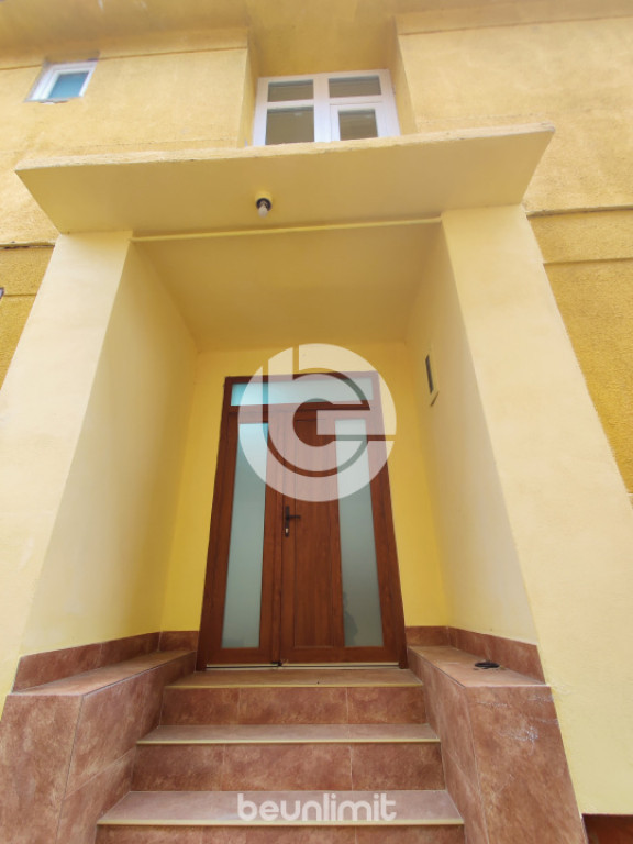 Casa tip Duplex - Parcul Sub Arini - Garaj+Pivnita