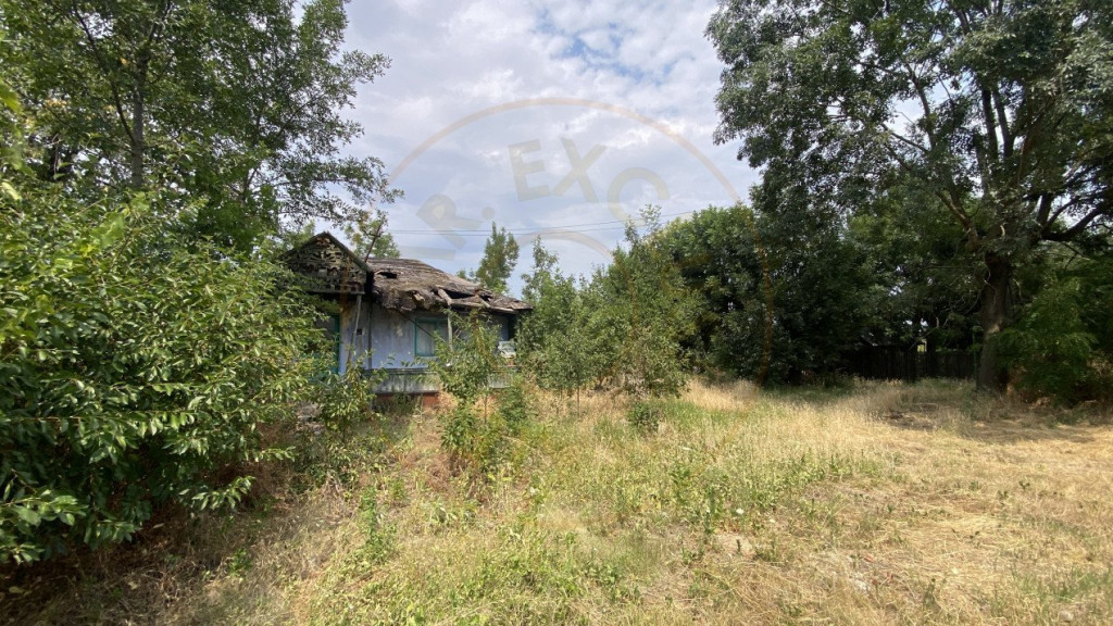 Teren 2436 mp intravilan, Serbanesti/Rociu, jud. Arges. Com