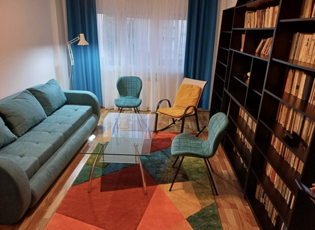 Apartament cu 3 camere, Cetate-Mercur