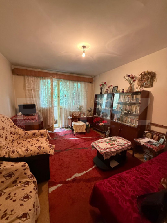 Apartament 2 camere, 40.70 mp, zona Lamaita