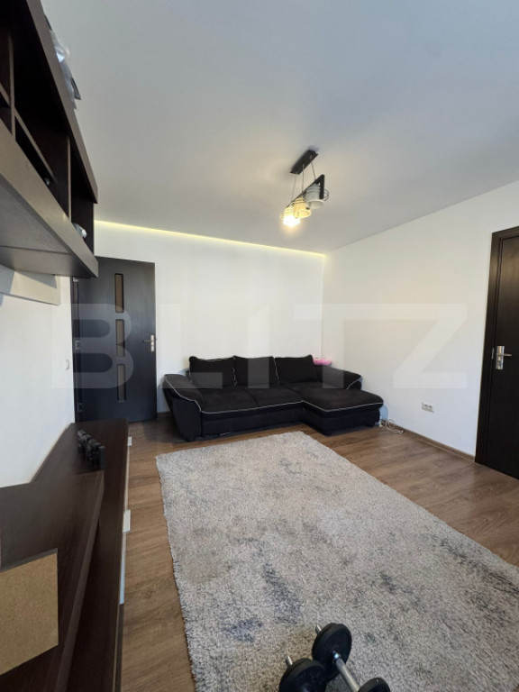Apartament de vanzare, cu 2 camere, 40 mp, renovat complet,
