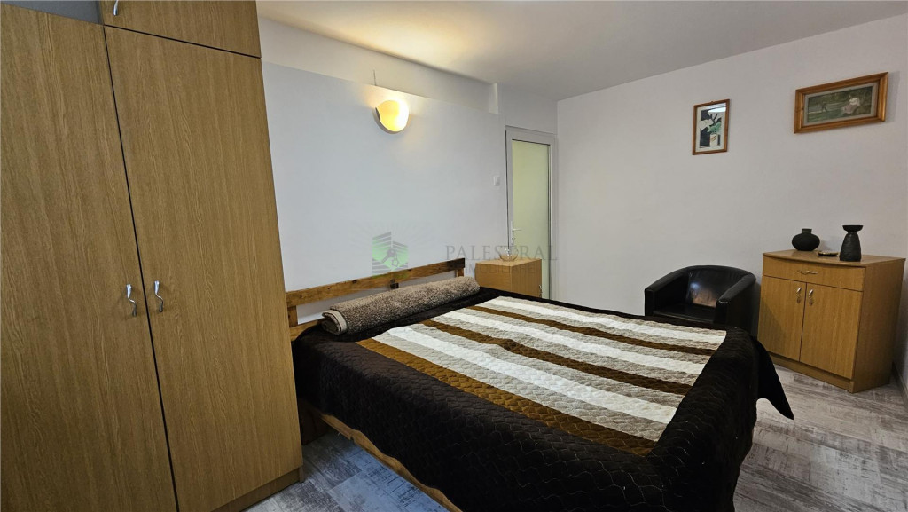 2 CAMERE CENTRUL CIVIC , MOBILAT-UTILAT