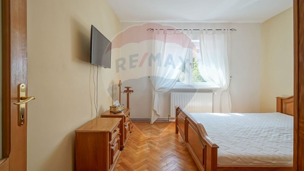 Apartament de vânzare în Răcădău, Valea Cetății